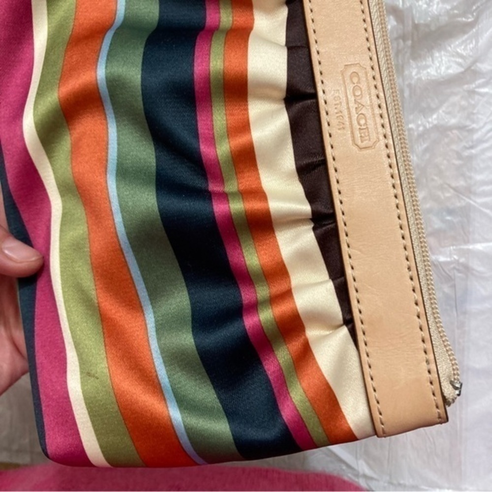 Coach vintage y2k rare multicolor legacy wristlet clutch bag - Picture 7 of 12
